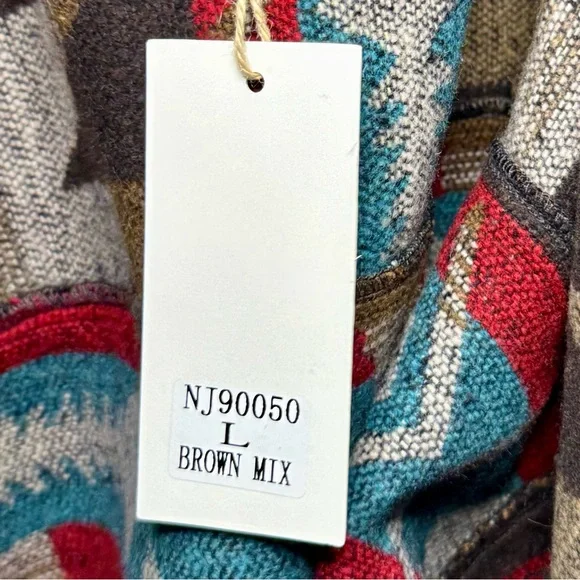 New In Women's Size L Button Up Southwestern Aztec Fleece Pullover Jacket NWT - Picture 5 of 6